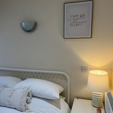6 Studio Flat, 50M To Airbus Bristol Extérieur photo